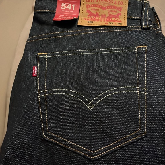 Men’s Levi’s Jeans Brand New with Tags! Size 33x32 - Picture 4 of 6